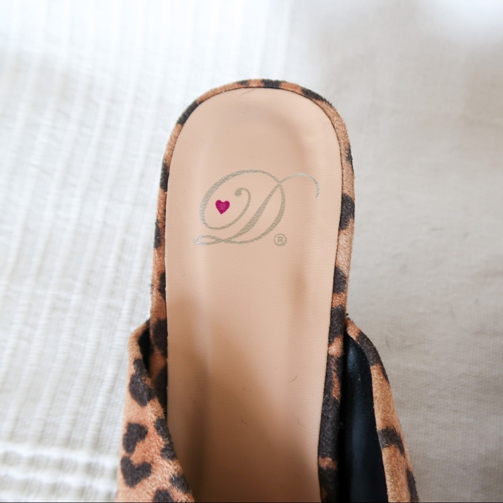 Leopard Kitten Heels - Picture 3 of 4